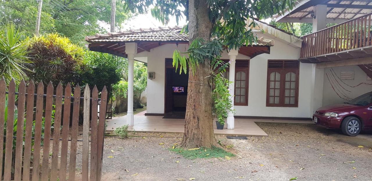 Aragorn Villa Galle Exterior photo